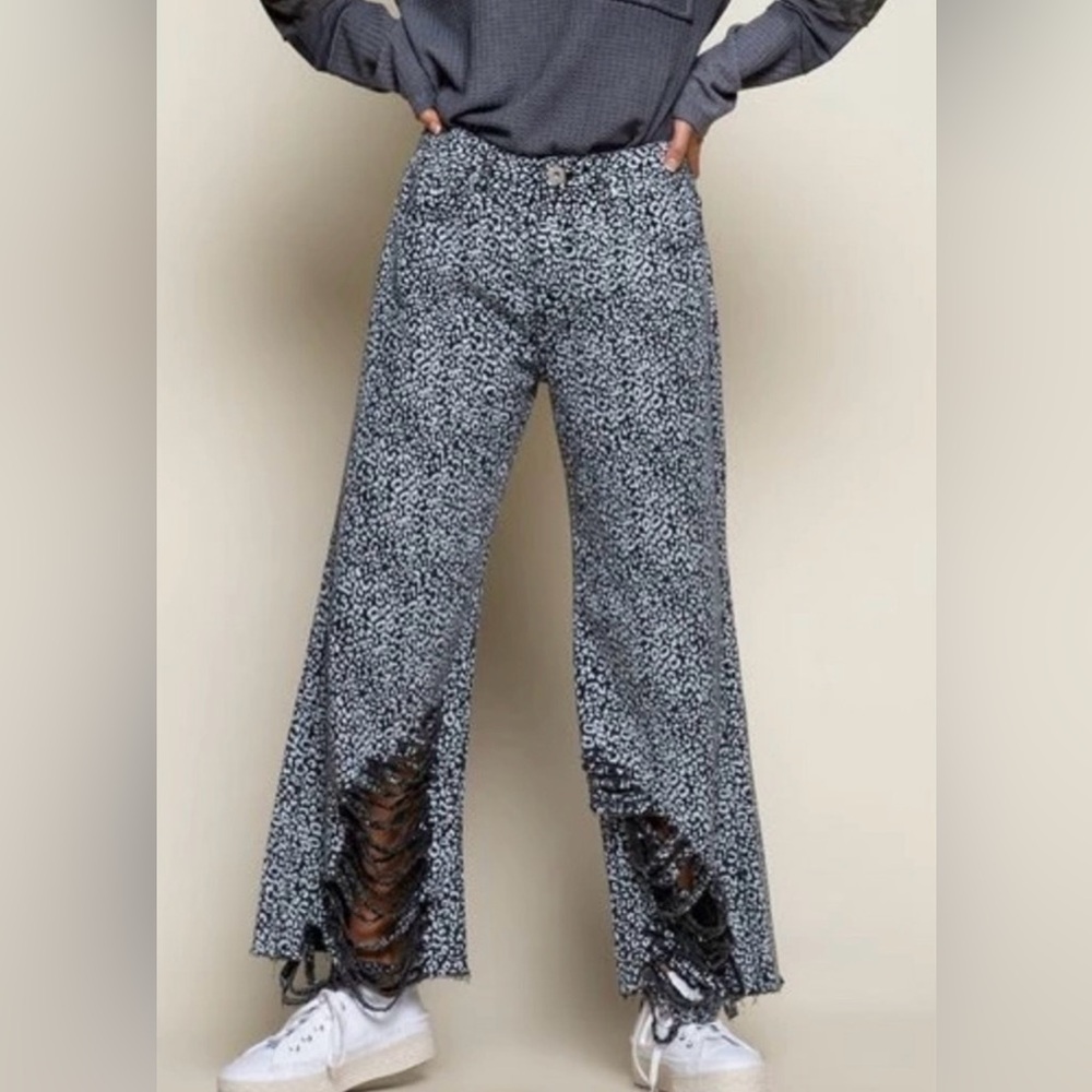 POL Wide Leg Leopard Print Pants - Picture 3 of 6